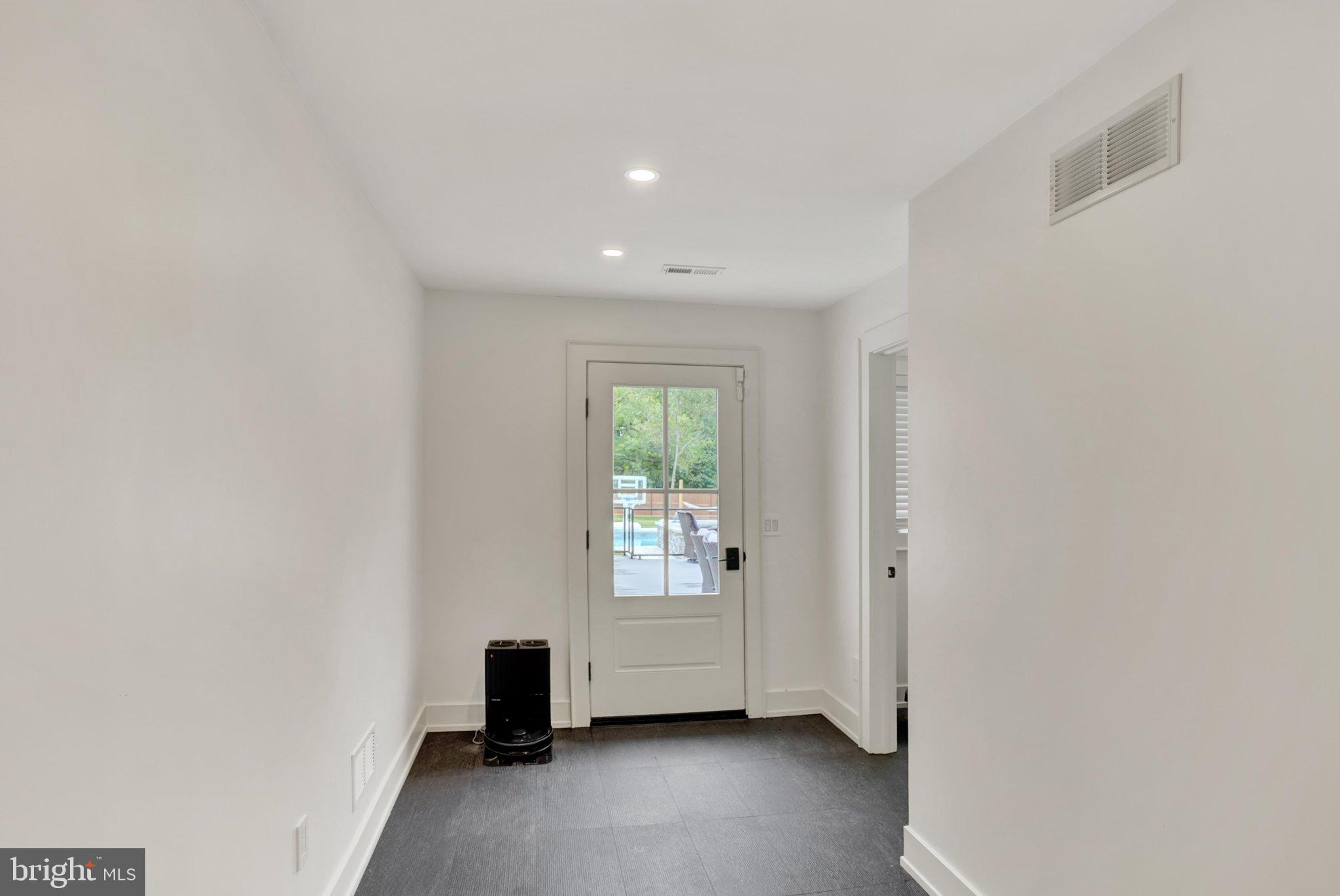 501 Washington Crossing Road Newtown, PA 18940 - Photo 12 of 33 Gallery Image 12