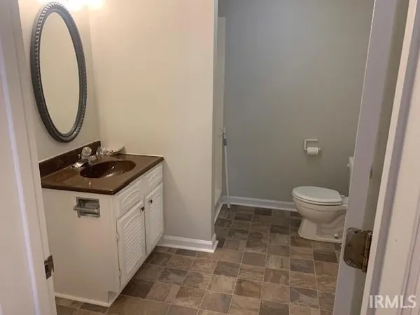 $2,400 | 1116 South Park Avenue, Bloomington, IN 47401