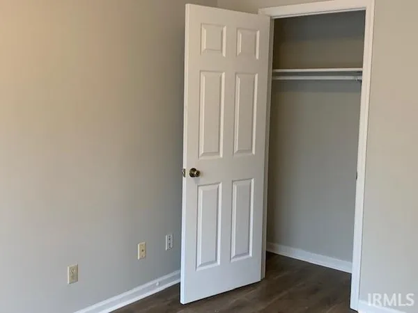 $2,400 | 1116 South Park Avenue, Bloomington, IN 47401