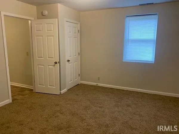 $2,360 | 1116 South Park Avenue, Bloomington, IN 47401