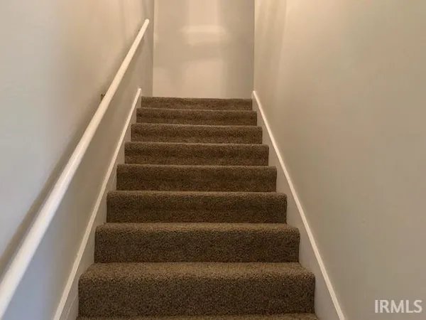 $2,400 | 1116 South Park Avenue, Bloomington, IN 47401