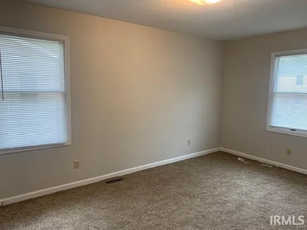 $2,400 | 1116 South Park Avenue, Bloomington, IN 47401