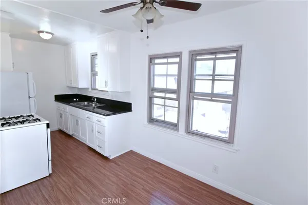 $1,595 | 6951 Simpson Avenue, Unit 12, North Hollywood, CA 91605