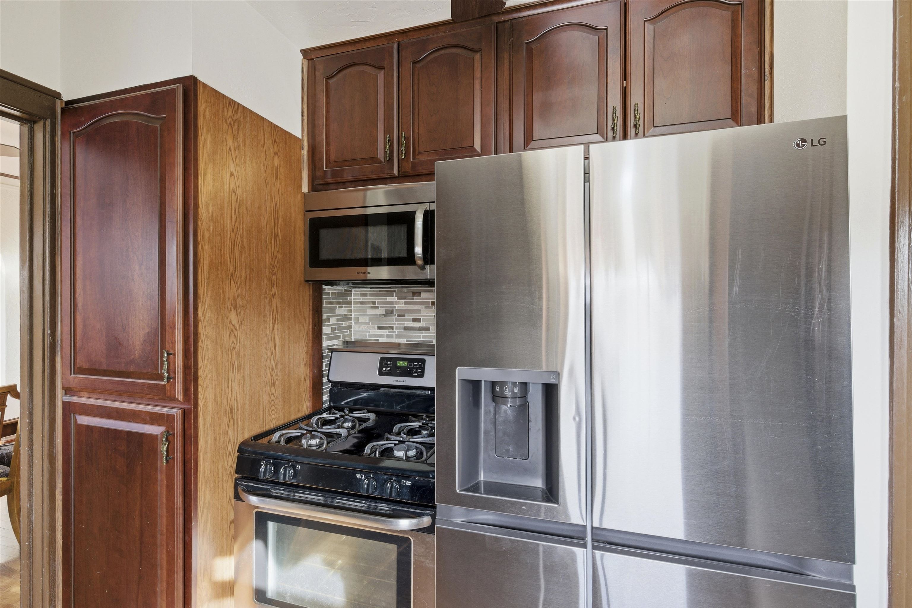 1314 North Harriman Street Appleton, WI 54911 - Photo 14 of 35