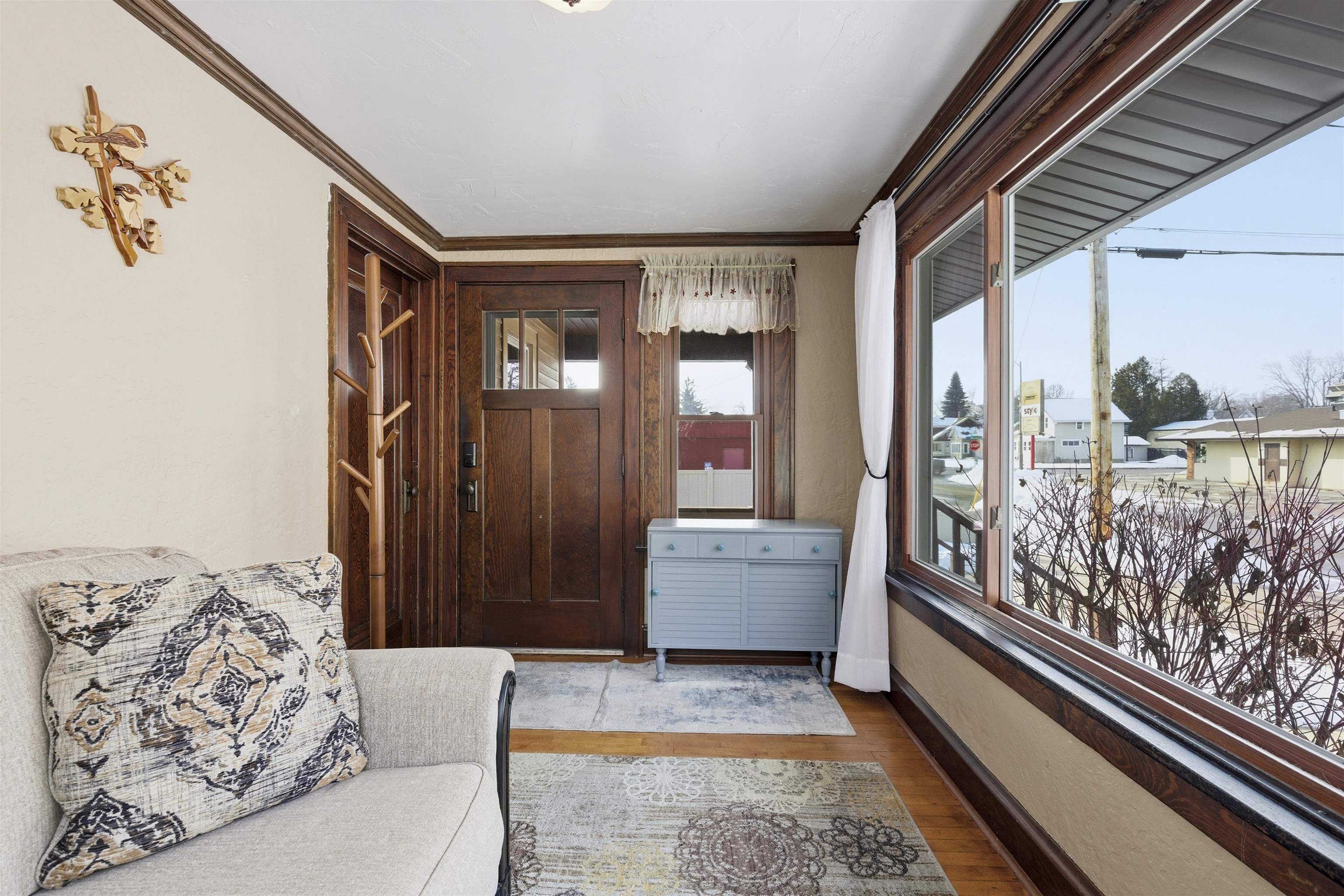 1314 North Harriman Street Appleton, WI 54911 - Photo 4 of 35