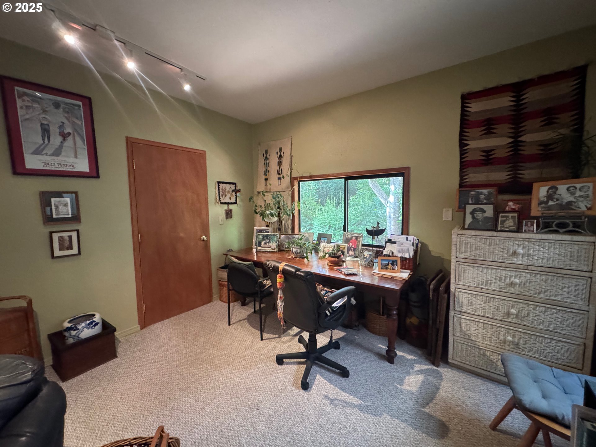 88468 Trout Pond Lane Southwest Bandon, OR 97411 - Photo 27 of 44 a view of a workspace with furniture