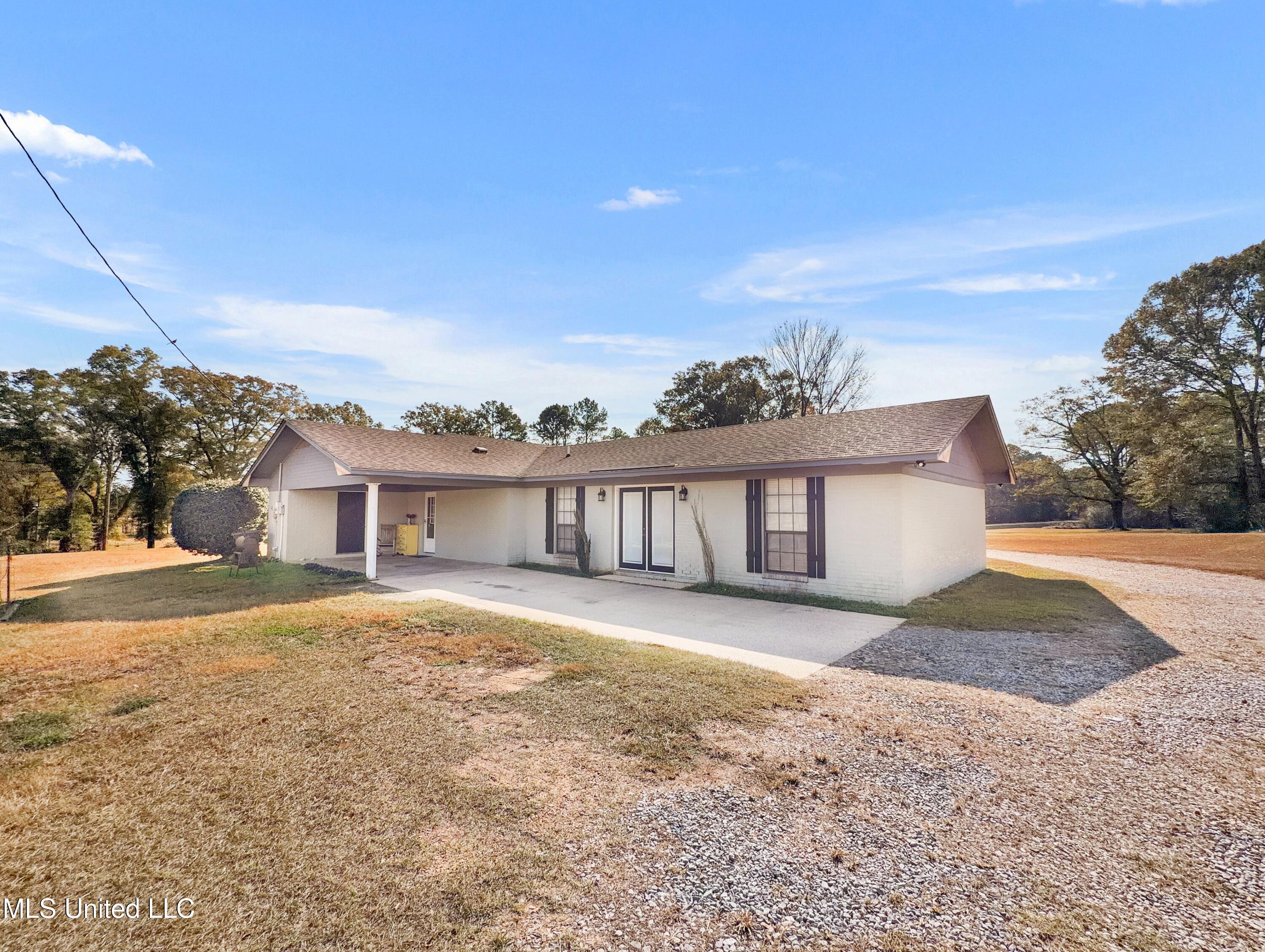 12061 Highway 21 Union, MS 39365 - Photo 16 of 17 IMG_0592