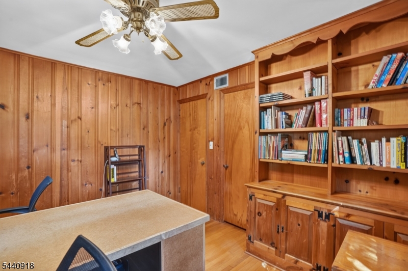 905 Charlotte Road Plainfield, NJ 07060 - Photo 21 of 44