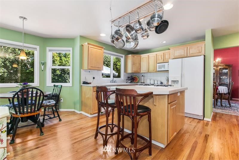 18911 2nd Place West Bothell, WA 98012 - Photo 2 of 17