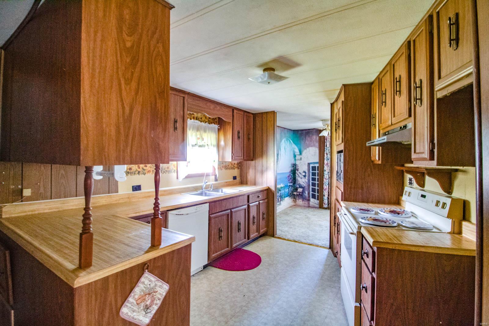 210 Fulton Street Gillespie, IL 62033 - Photo 25 of 44