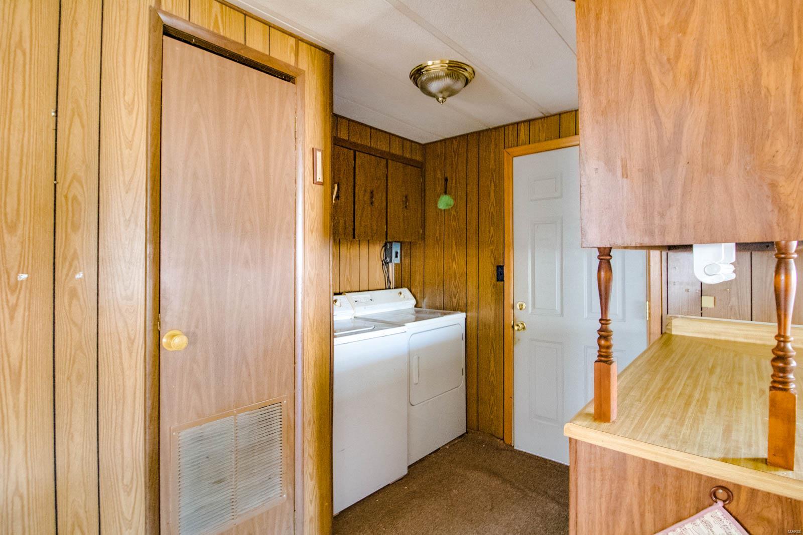 210 Fulton Street Gillespie, IL 62033 - Photo 27 of 44