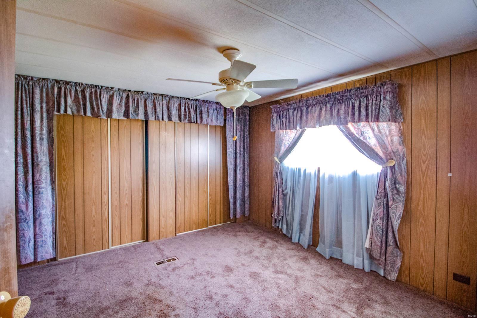 210 Fulton Street Gillespie, IL 62033 - Photo 34 of 44