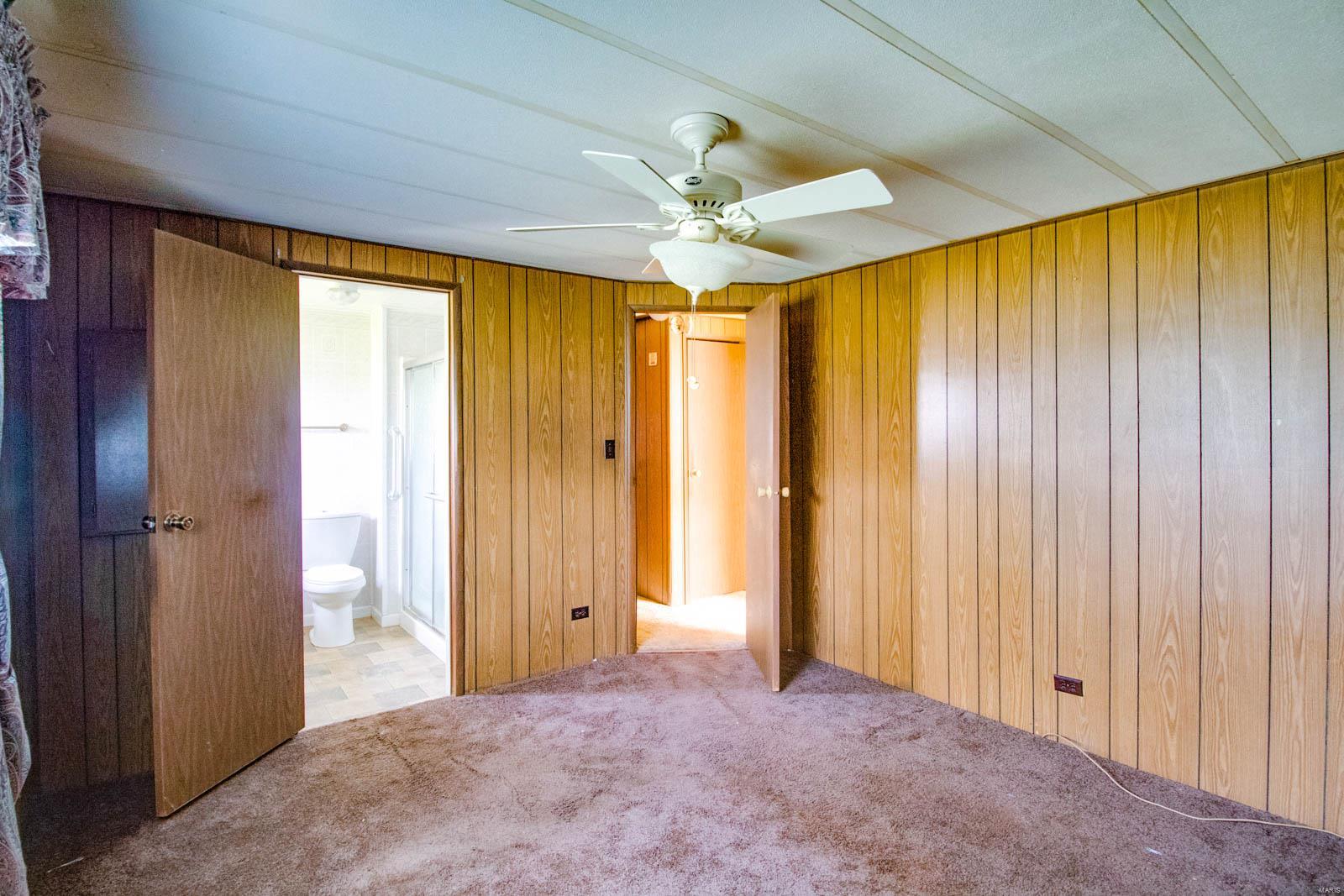 210 Fulton Street Gillespie, IL 62033 - Photo 35 of 44