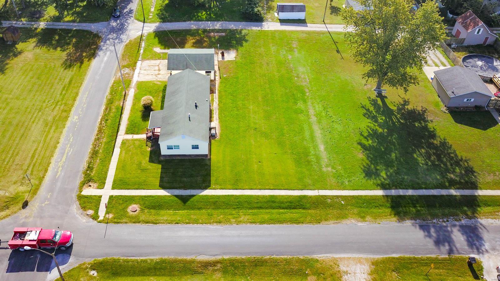 210 Fulton Street Gillespie, IL 62033 - Photo 40 of 44