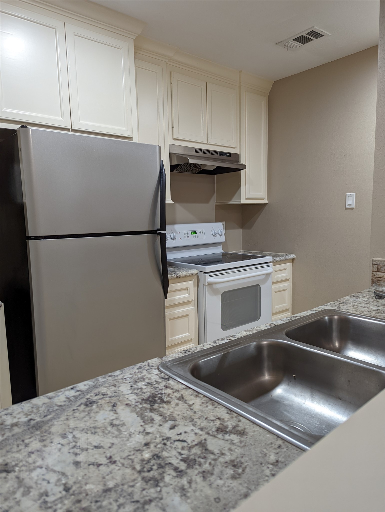 3500 Tangle Brush Drive, Unit 117 Spring, TX 77381 - Photo 4 of 12