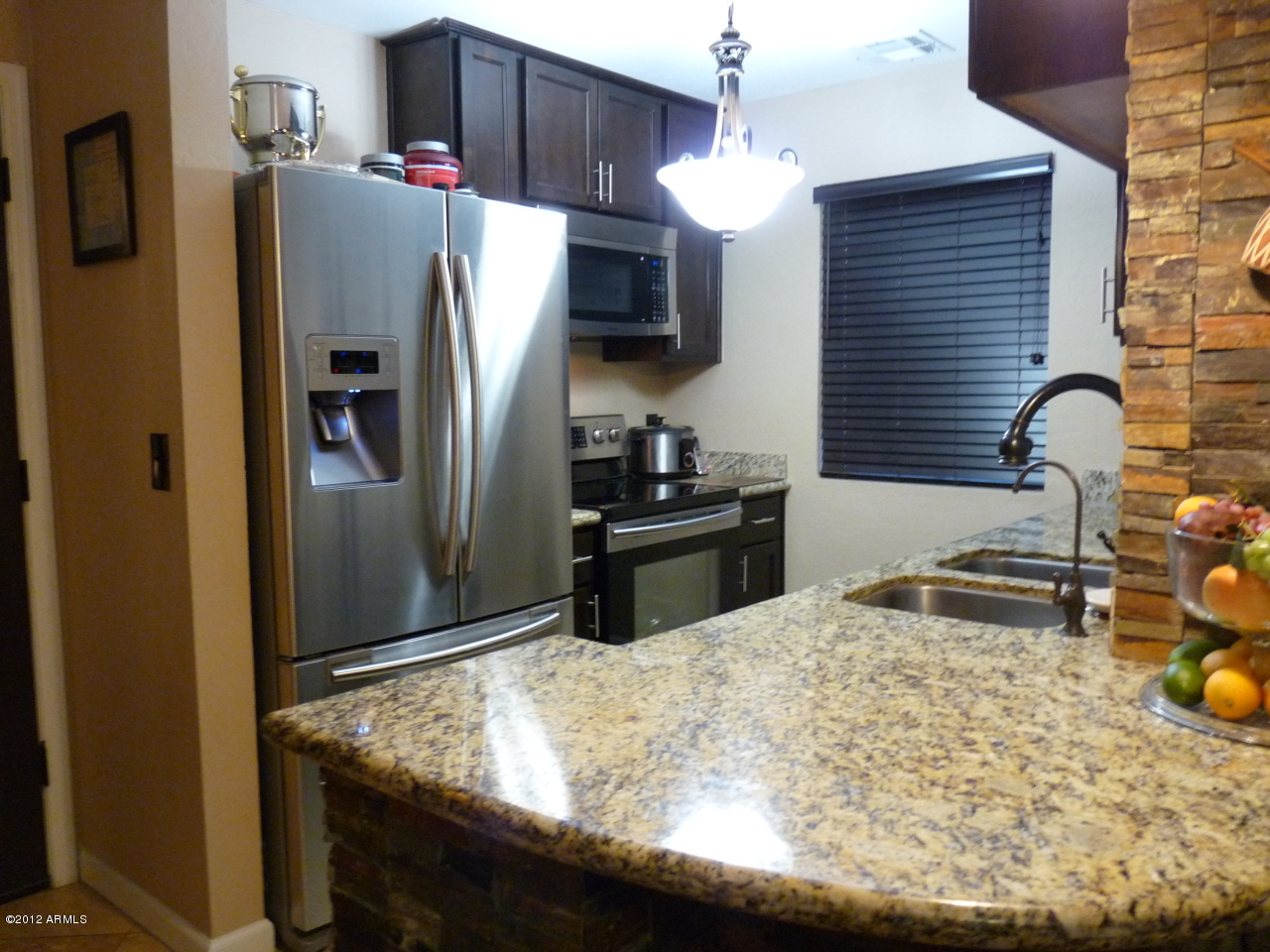 747 South Ext Road, Unit 102 Mesa, AZ 85210 - Photo 4 of 15 Granite counters