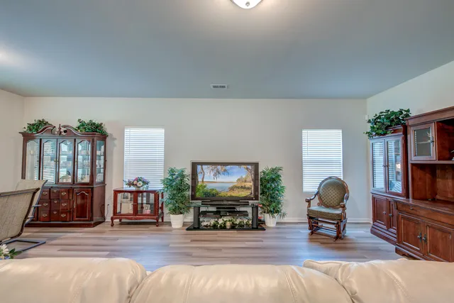 $457,500 | 707 Butter Road, Bonneau, SC 29431