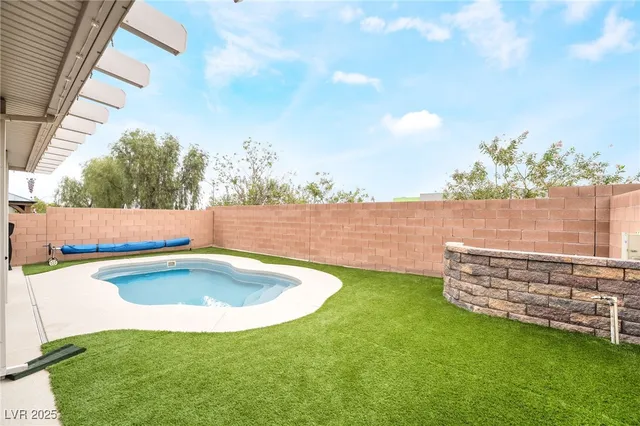 $474,900 | 780 Forest Peak Street, Henderson, NV 89011