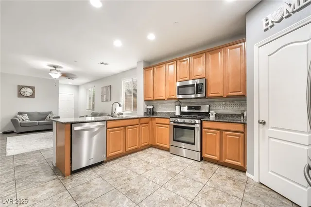 $474,900 | 780 Forest Peak Street, Henderson, NV 89011