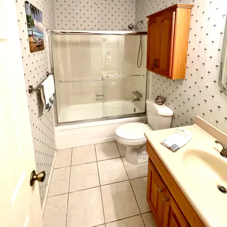 $2,500 | 2929 Southeast Ocean Boulevard, Unit 117, Stuart, FL 34996