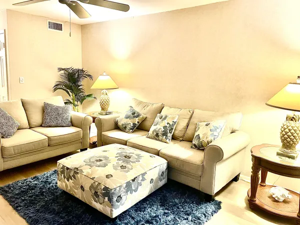 $2,500 | 2929 Southeast Ocean Boulevard, Unit 117, Stuart, FL 34996