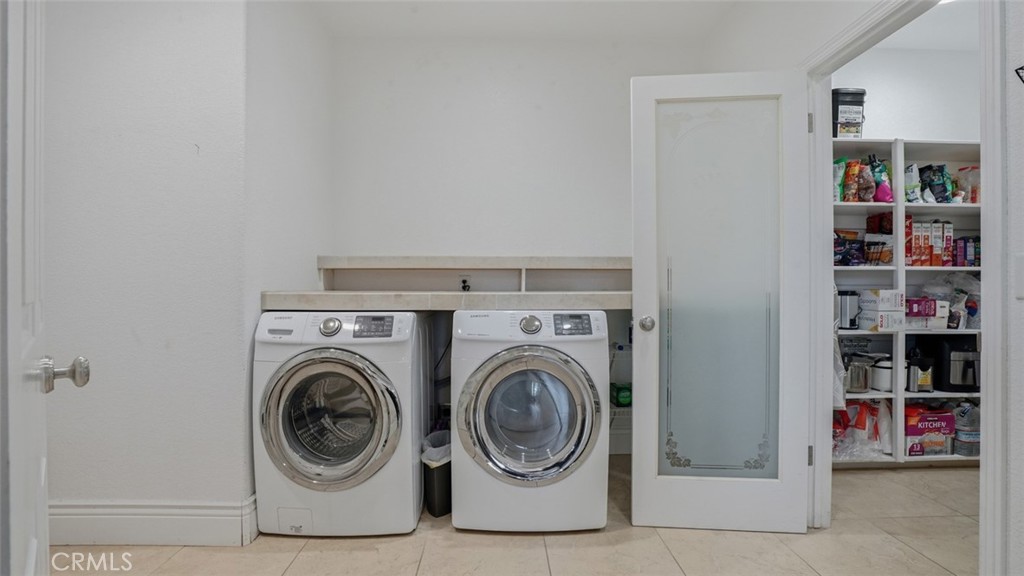 16025 Perry Heights Drive Riverside, CA 92504 - Photo 70 of 105 Laundry Room Right off of Kitchen