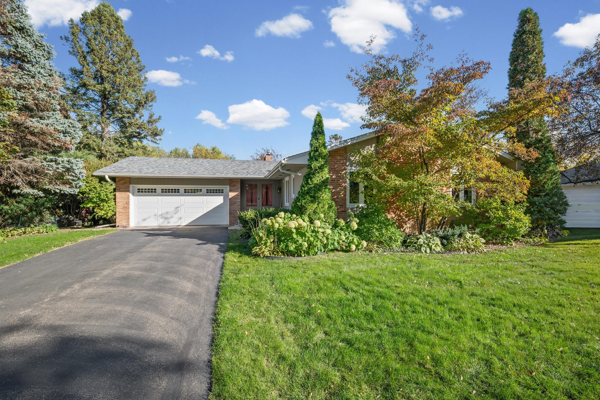 10243 Rich Road Bloomington, MN 55437 - Photo 36 of 48 Gallery Image 36