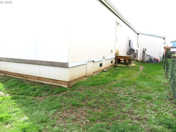 $110,000 | 515 Southeast Sheridan Road, Sheridan, OR 97378