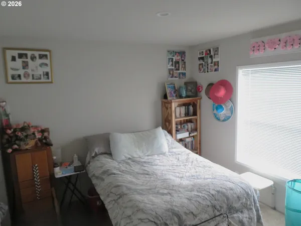 $110,000 | 515 Southeast Sheridan Road, Sheridan, OR 97378