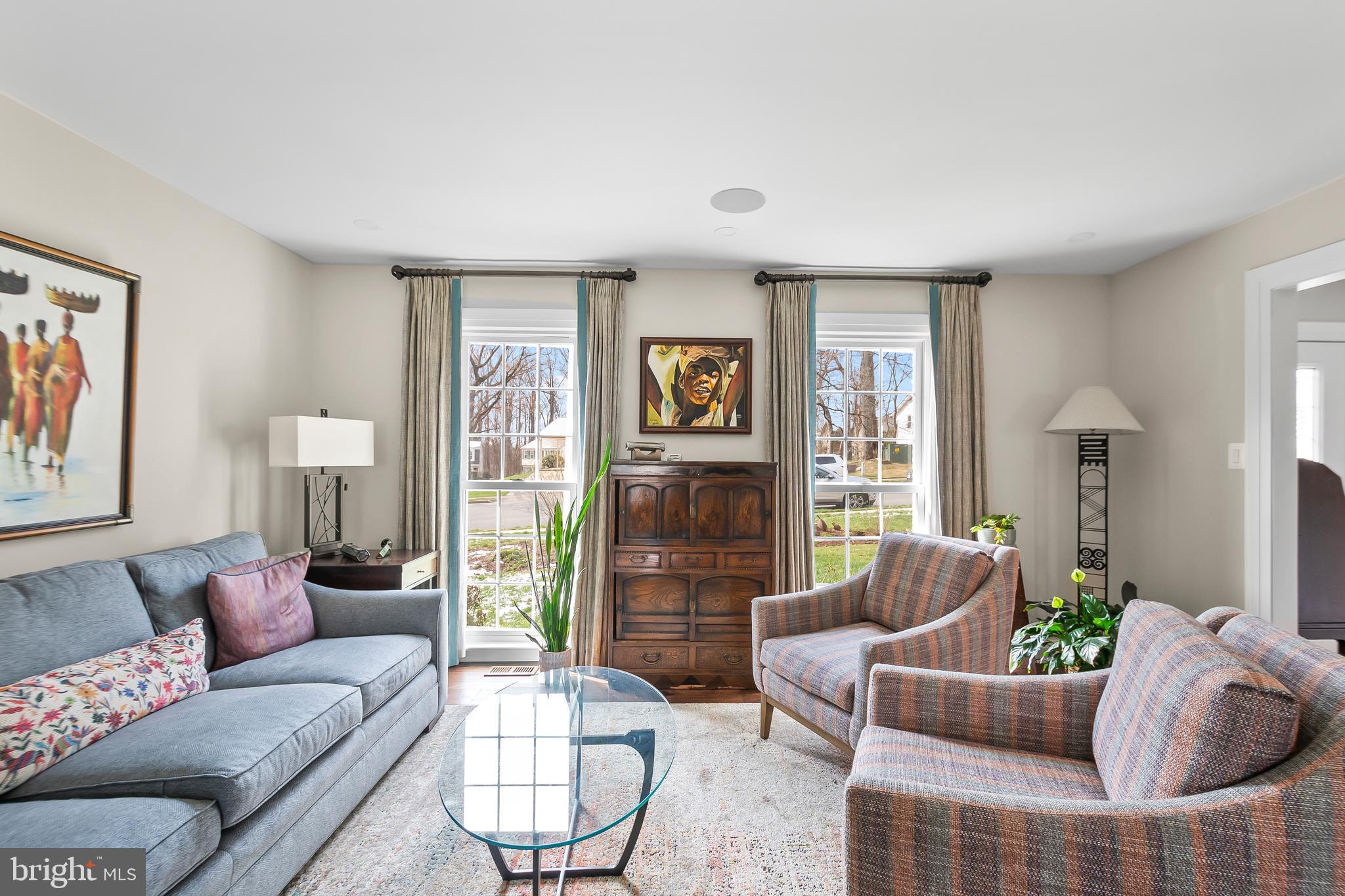 8816 Arley Drive Springfield, VA 22153 - Photo 7 of 59 a living room with furniture potted plant and a large window