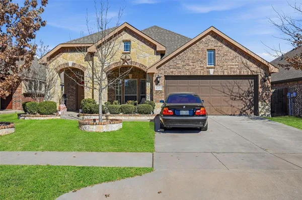 $355,000 | 4248 Old Timber Lane, Fort Worth, TX 76036