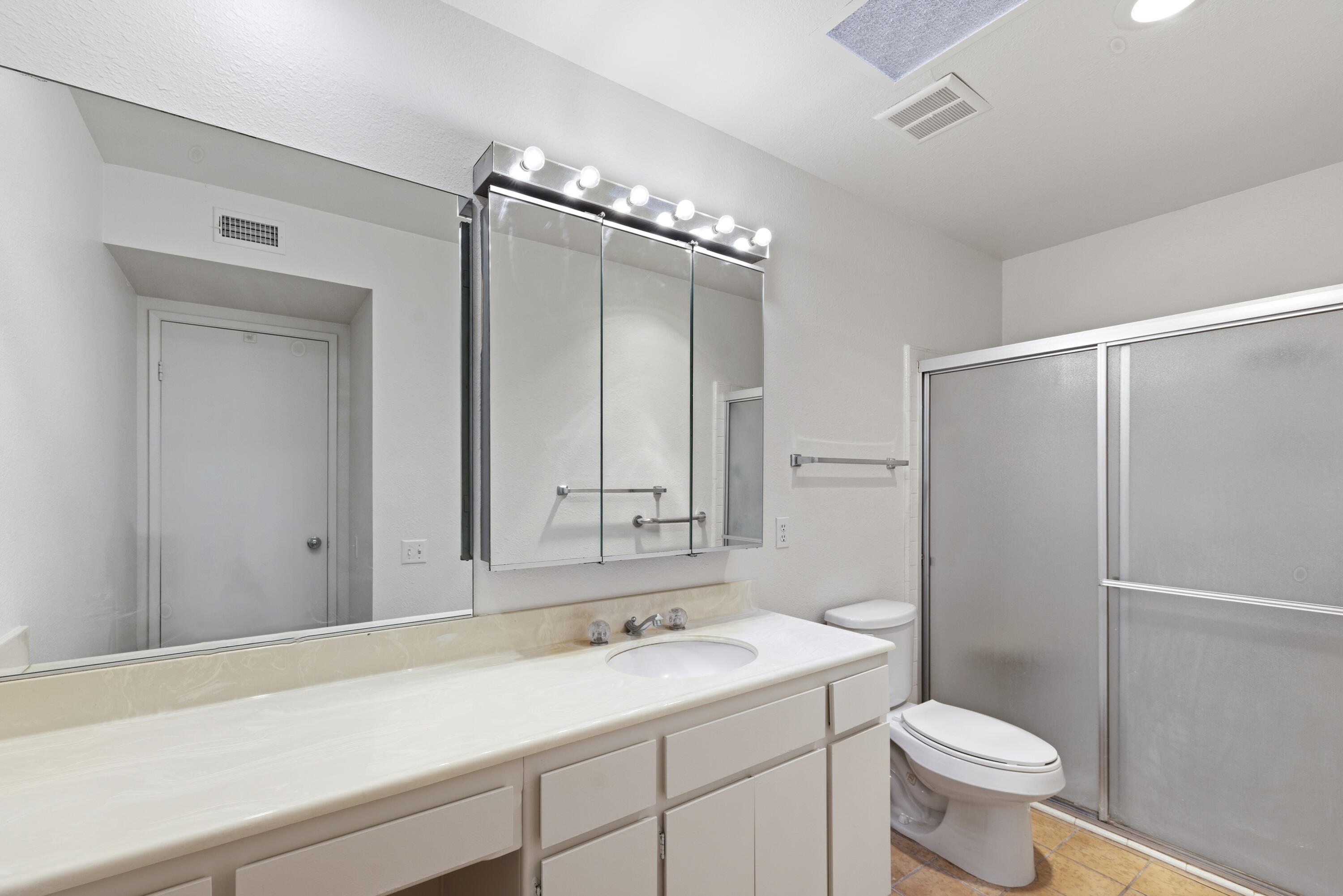 1111 Ramon Road, Unit 53 Palm Springs, CA 92264 - Photo 12 of 26 16