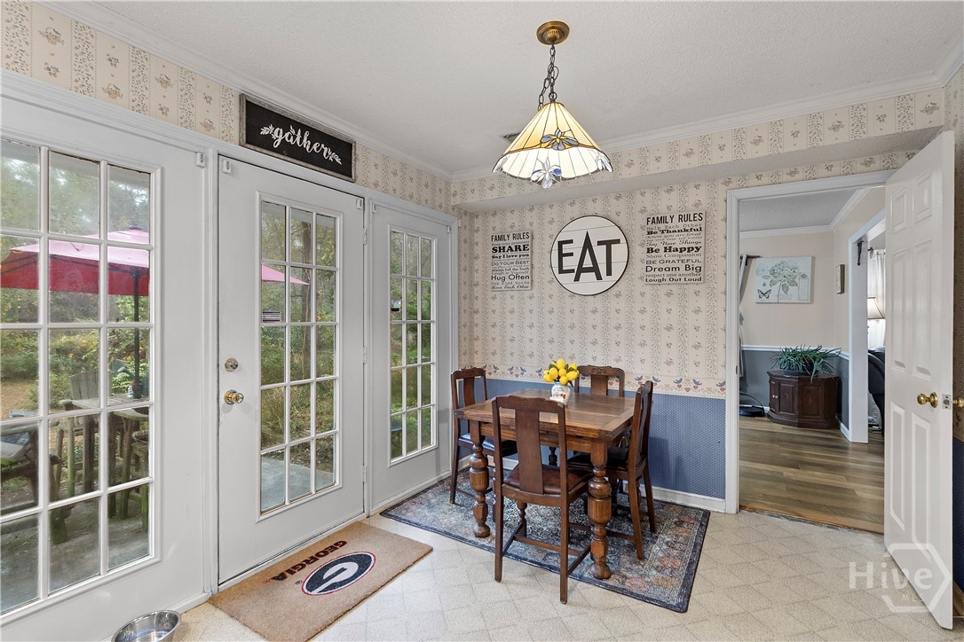 1226 Dunlevie Road Allenhurst, GA 31301 - Photo 13 of 25 Breakfast Nook