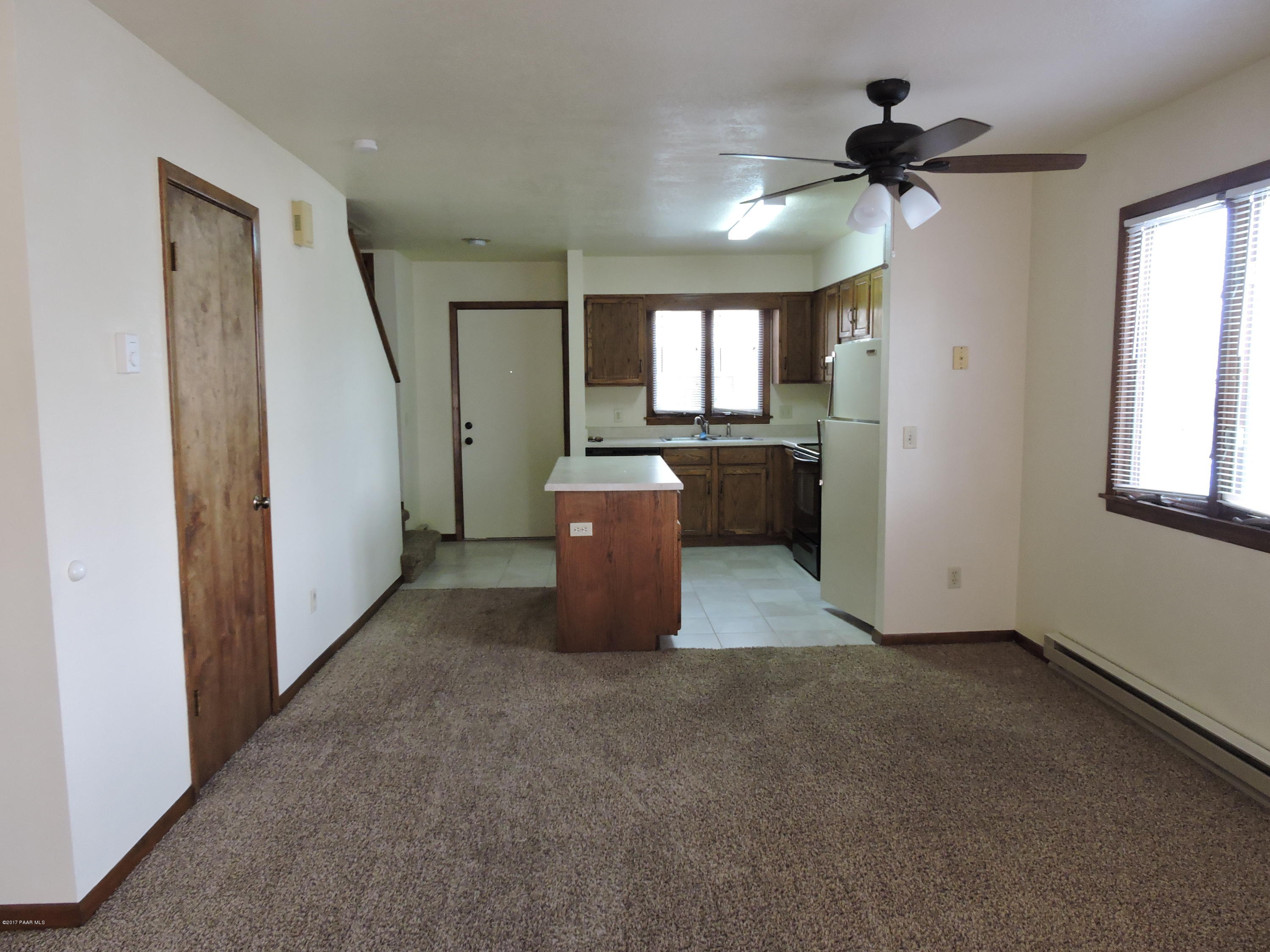 1230 Stetson Road, Unit 12 Prescott, AZ 86303 - Photo 12 of 39 Kitchen/Dining Area