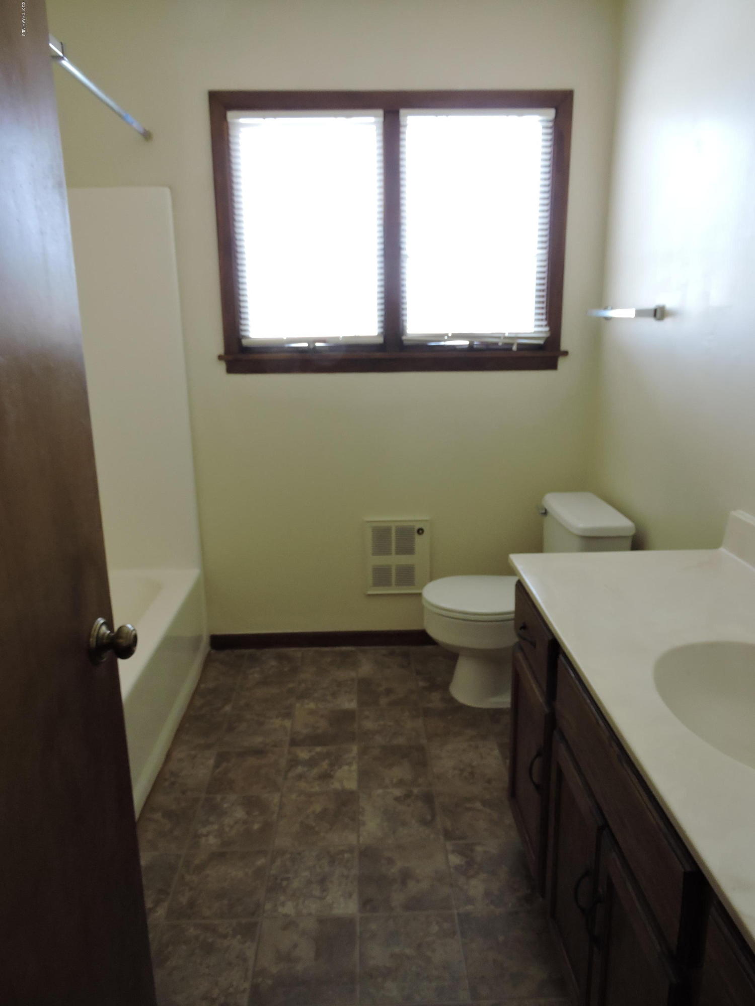 1230 Stetson Road, Unit 12 Prescott, AZ 86303 - Photo 18 of 39 Full Bath