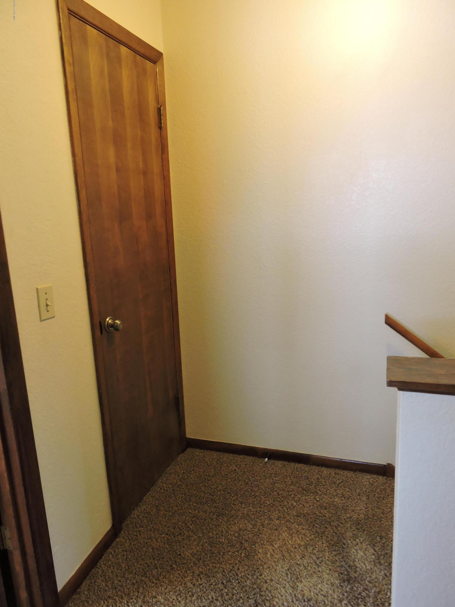 1230 Stetson Road, Unit 12 Prescott, AZ 86303 - Photo 21 of 39 Linen Closet