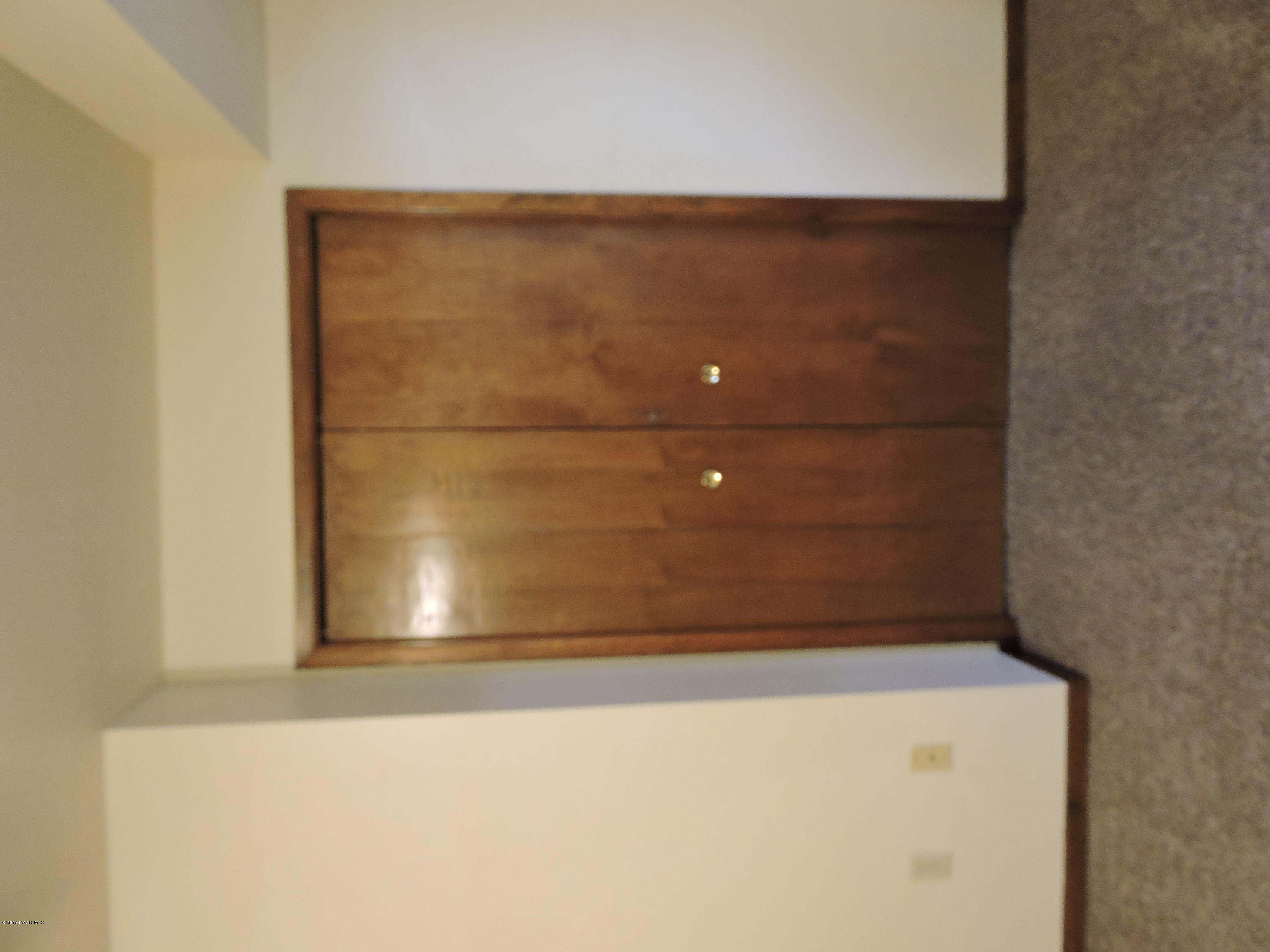 1230 Stetson Road, Unit 12 Prescott, AZ 86303 - Photo 25 of 39 Bedroom 2 Closet