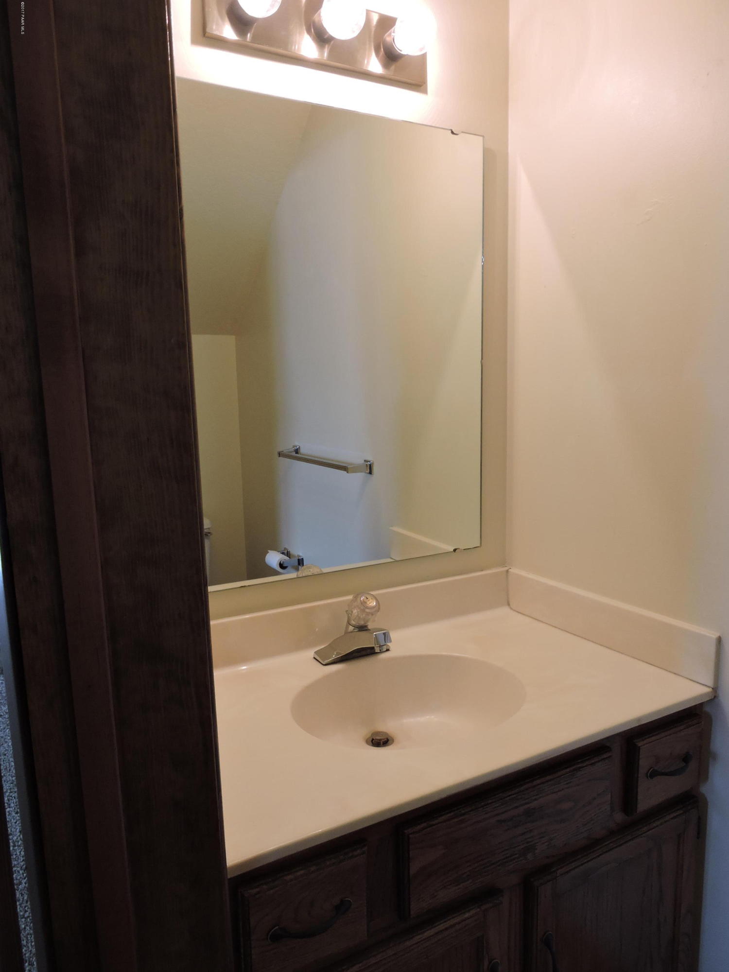 1230 Stetson Road, Unit 12 Prescott, AZ 86303 - Photo 10 of 39 Downstairs Half Bath