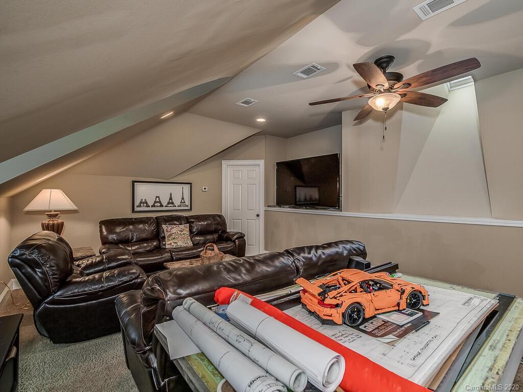 6621 Alexander Road Charlotte, NC 28270 - Photo 28 of 43