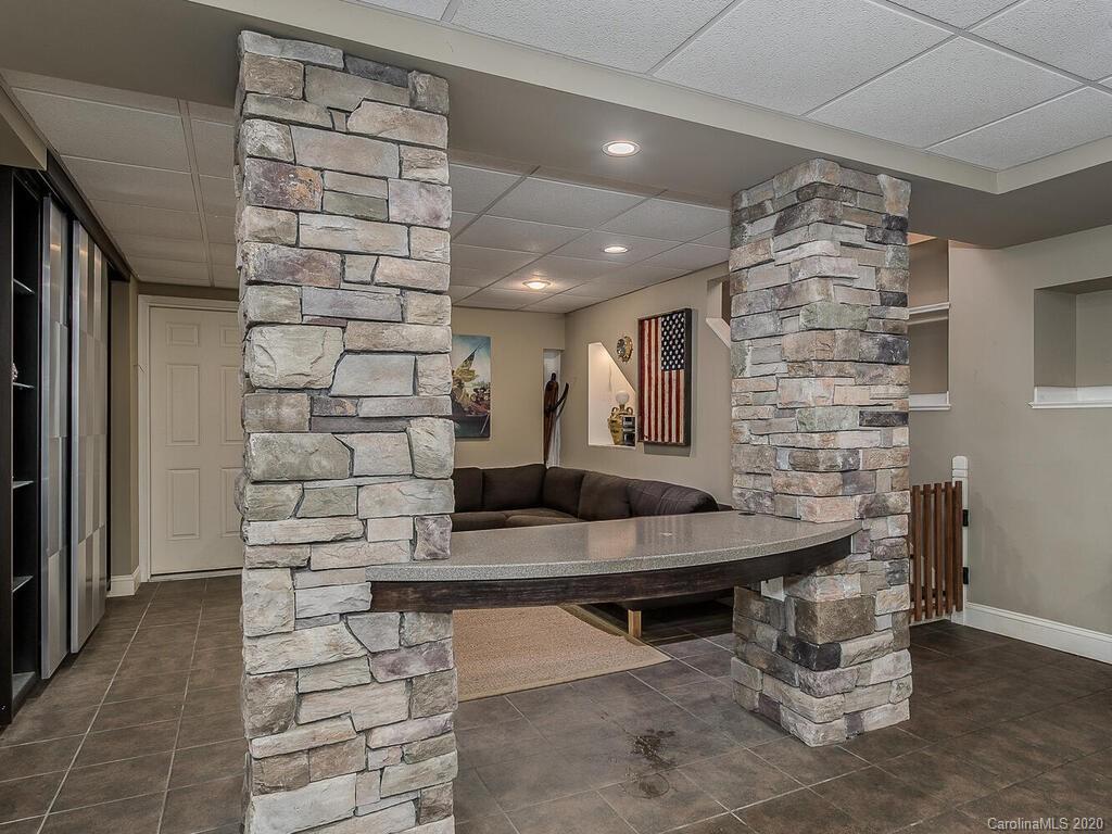 6621 Alexander Road Charlotte, NC 28270 - Photo 30 of 43
