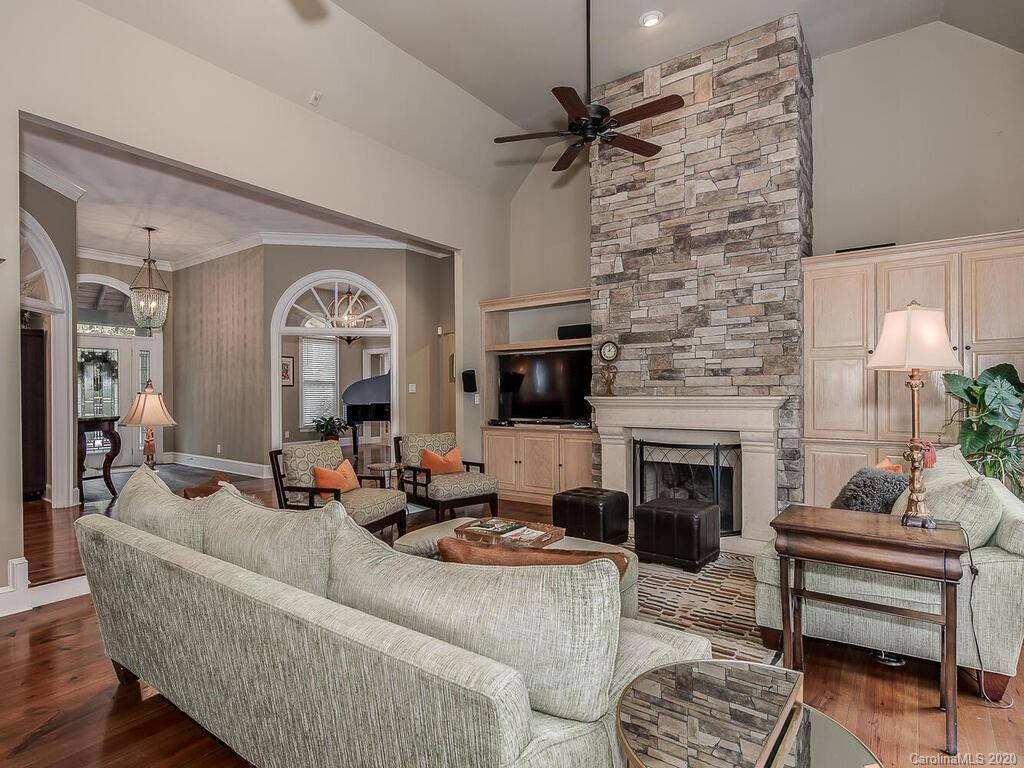 6621 Alexander Road Charlotte, NC 28270 - Photo 7 of 43