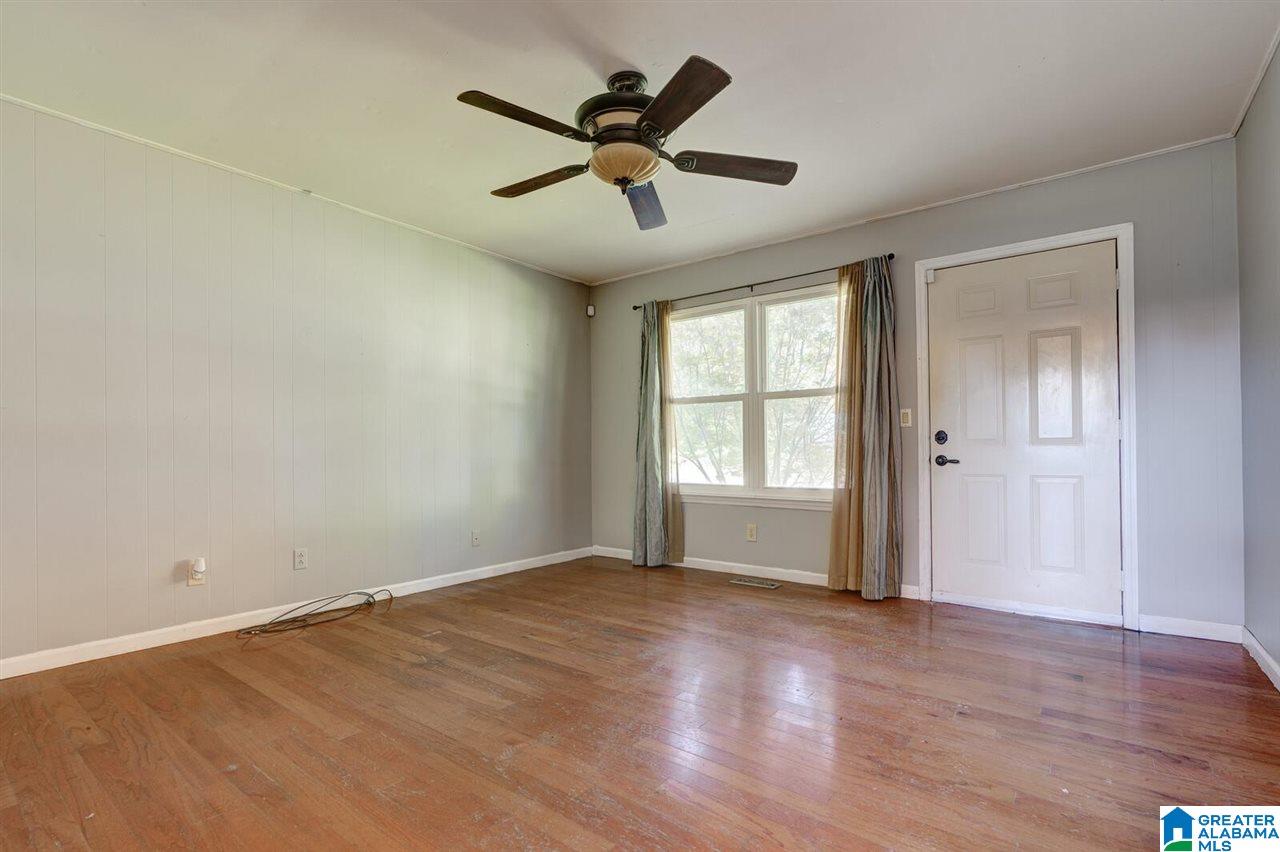 3975 Hilltop Road Southeast Bessemer, AL 35022 - Photo 3 of 20