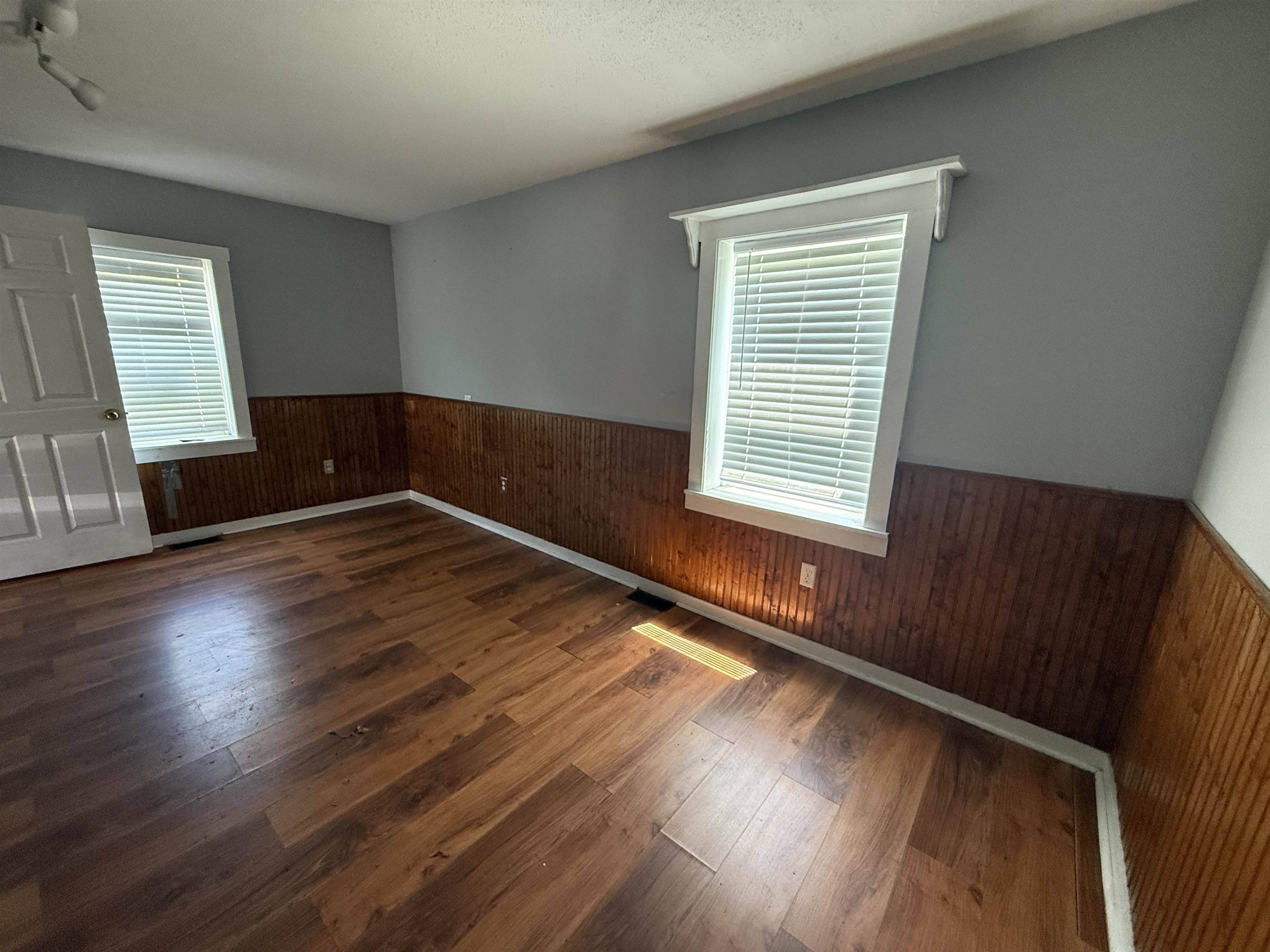 62 Elm Street Castleton, VT 05735 - Photo 5 of 12