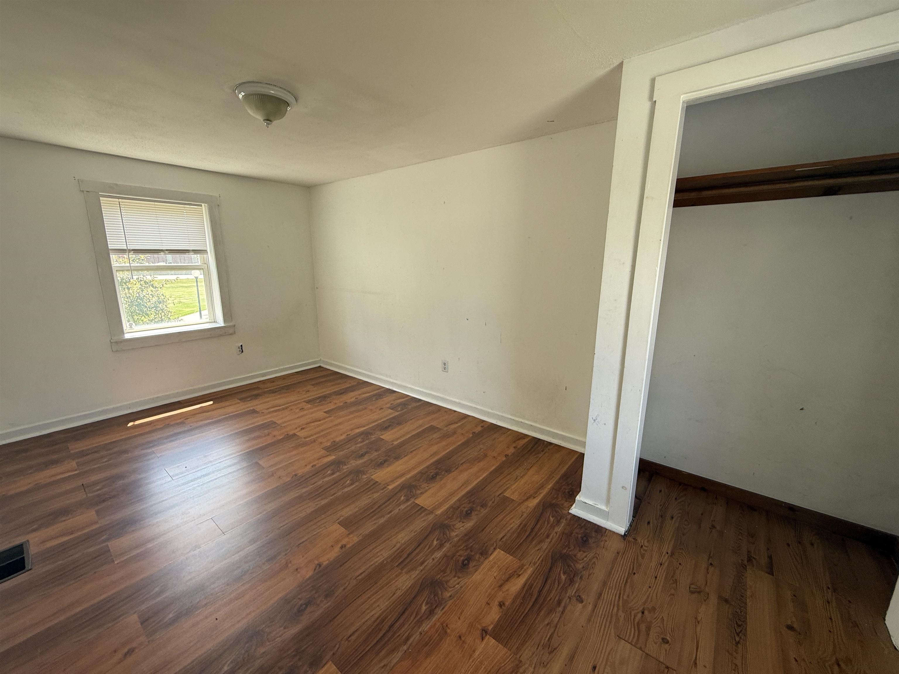 62 Elm Street Castleton, VT 05735 - Photo 9 of 12