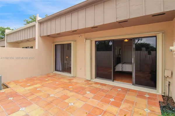 $3,000 | 10629 Southwest 74th Terrace, Miami, FL 33173