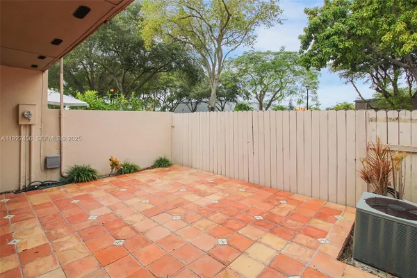 $3,000 | 10629 Southwest 74th Terrace, Miami, FL 33173