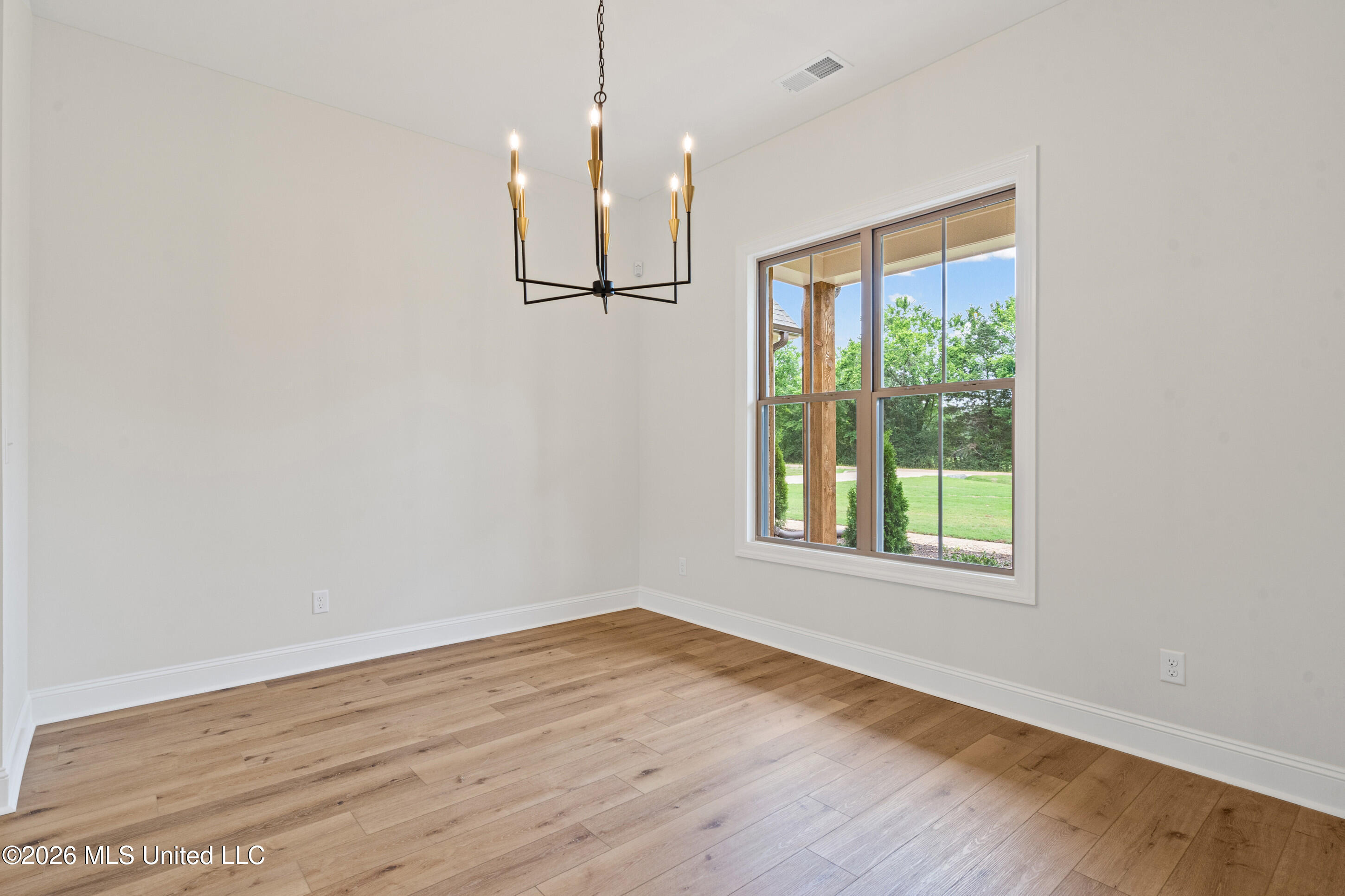 12331 Ingrams Mill Road Byhalia, MS 38611 - Photo 6 of 38 6__dsc3807_print