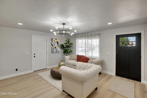 $370,000 | 1547 West Cocopah Street, Phoenix, AZ 85007