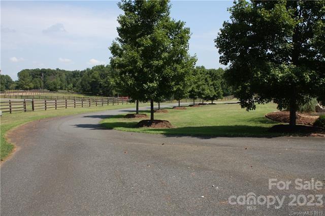 844 Bellegray Road, Unit 16 Clover, SC 29710 - Photo 7 of 12