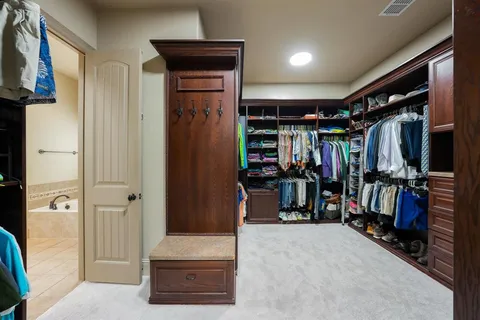 $1,350,000 | 5859 Shoreside Bend, Irving, TX 75039